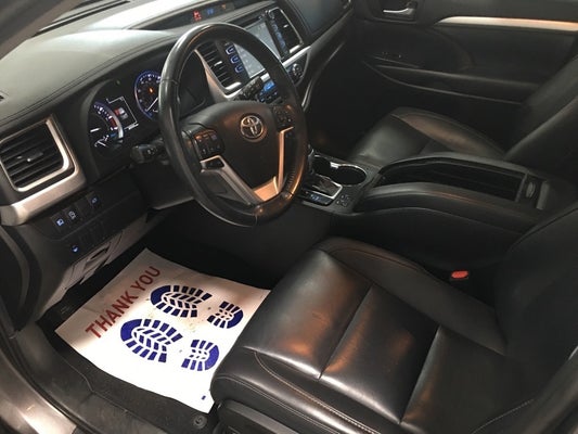 2019 Toyota Highlander XLE in Berryville, AR - Clay Maxey Ford of Berryville